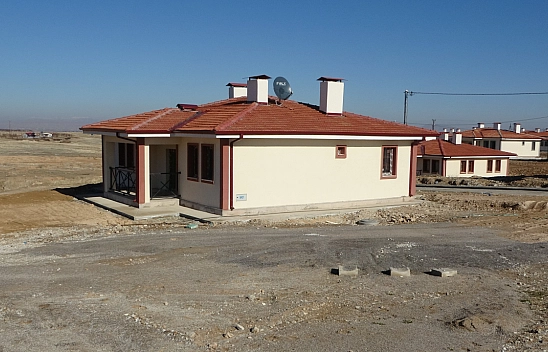 Malatya'daki Depremzedeler, Yeni Konutlarını Beğendi: 'Villa Gibi Evlerimiz Var'