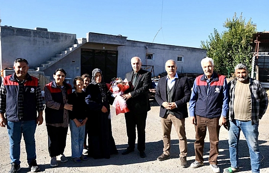 Malatya'dan kadın çiftçilere moral ve destek ziyareti