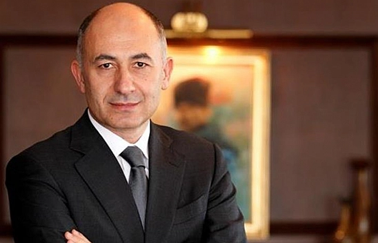 Malatyalı Milyoner Finans Sektörüne de Adım Attı: Hollanda'dan Banka Satın Alıyor!