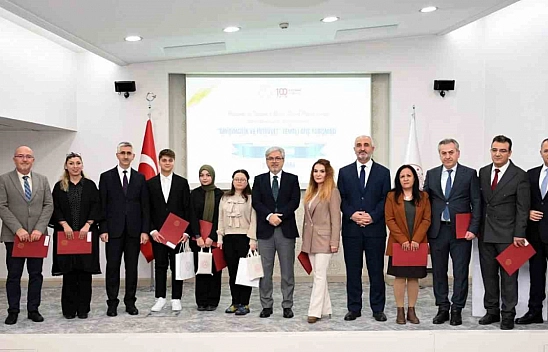 Malatyalı Öğrenci, Afiş Yarışmasında Türkiye 3.'sü Oldu