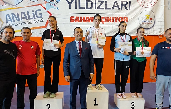 Malatyalı Zeynep Neva'dan Altın Vuruş!