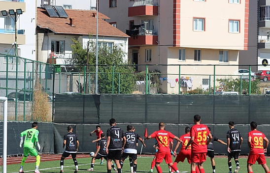 Malatyaspor'a Urfa'a Sürprizi, Yeşilyurt Belediyespor Zirvede…!