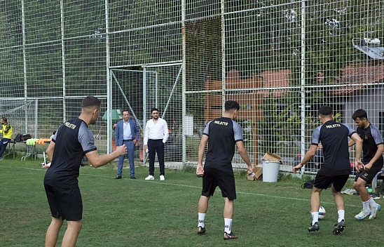 Malatyaspor'da Gevrek Sürprizi: Aylar Sonra Başkan Olduğunu Hatırladı…!