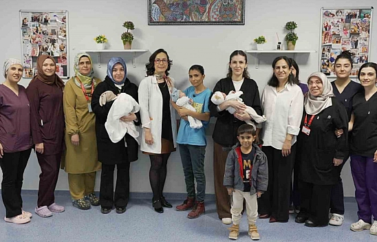 Malatya'da 750 gram doğup 400 grama kadar düştüler: Hayata sıkı sıkı sarıldılar!