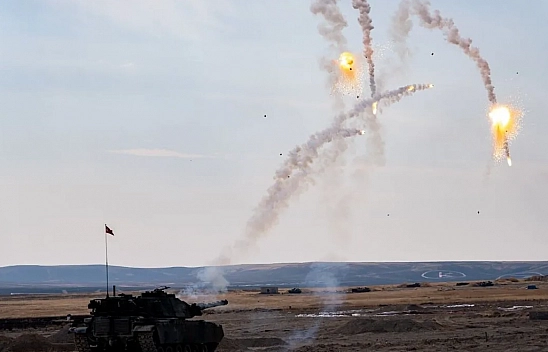 Mehmetçik, 'Ateş Serbest'te hedefleri tam isabetle vuruyor