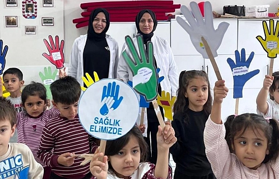 Minik öğrencilere el hijyeni eğitimi verildi