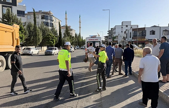 Motosiklet devrildi: 1 yaralı
