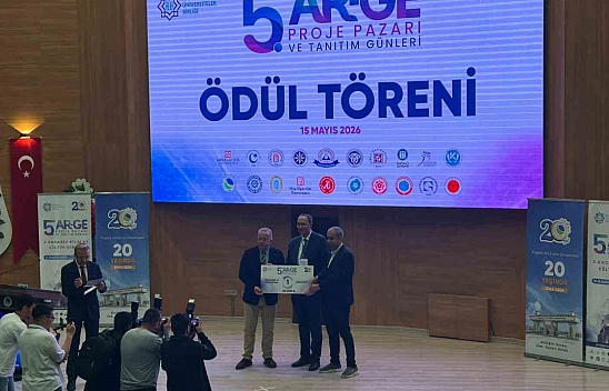 Malatya'dan gururlandıran başarı! Deprem verilerini yapay zeka ile analiz eden proje birinci oldu