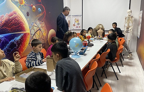 Adıyaman'ın o okulunda bilim odası açıldı