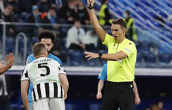 Olympiakos  - Fenerbahçe maçını o hakem yönetecek!