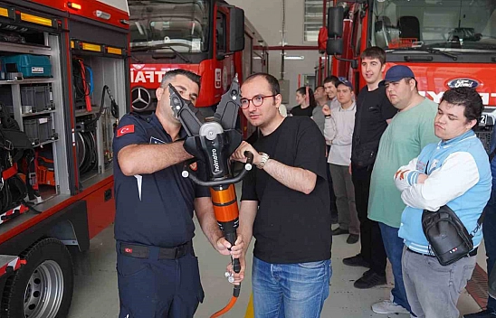 Özel bireylerden itfaiyeye ziyaret