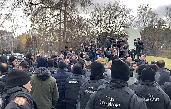 Özel sektör öğretmenleri özlük hakları istiyor