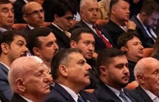 'Gençler için siyaset eğitimi önemli'