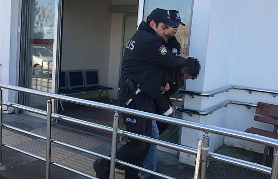Abisinin iş yerini yaktı