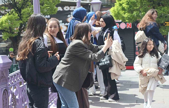 Eskişehir'de Porsuk kuyruğu