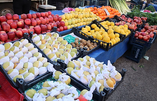 Sebze Fiyatları Uçtu: Pazarlar Ateş Pahası! İşte Güncel Meyve Sebze Fiyatları...