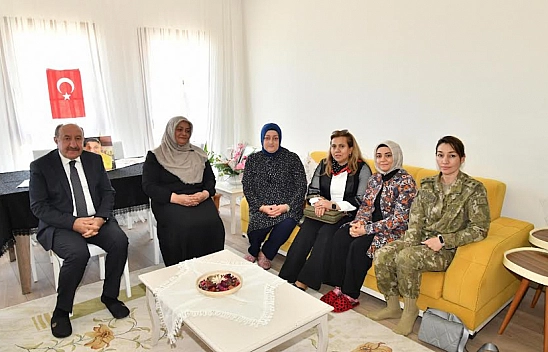 Şehit aileleri unutulmadı