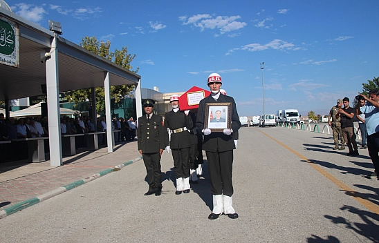 Şehit Uzman Çavuş Malatya'da Dualarla Uğurlandı