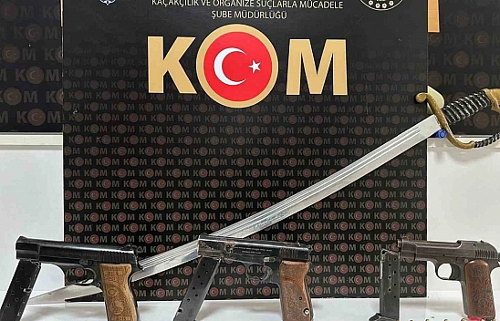 Silah tacirlerine eş zamanlı operasyon