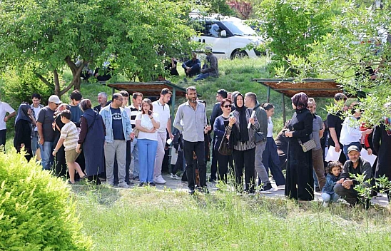 Adaylar erken saatlerde yerini aldı
