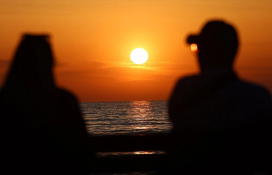 Son 53 yılın en sıcak nisan ayı yaşandı..!