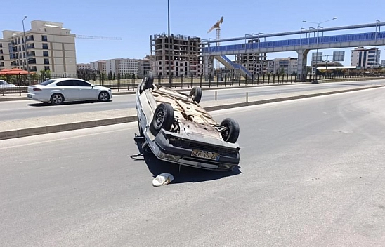 Takla atan otomobilin sürücüsü yaralandı