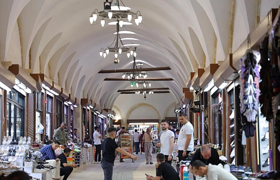 Tarihi Çarşı yaz sıcağında doğal klima gibi