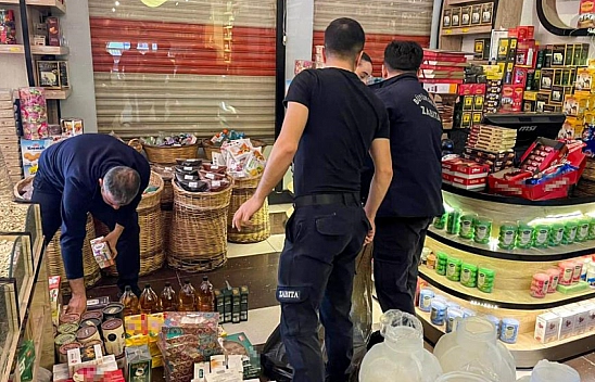 Tarihi geçmiş ürünler imha edildi