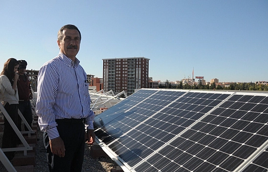 Güneş Enerji Sistemi Kurdu! Şimdi O Belediye Lider…
