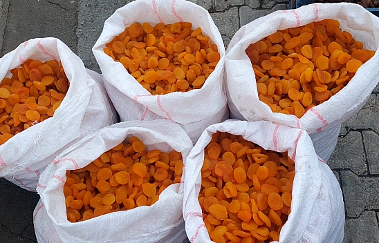 Tezgâhlara yaklaşanın cebi yanıyor: Malatya'da 350, İstanbul'da bin lira!