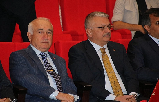 Malatyalılar Özal'la iftihar etmeli