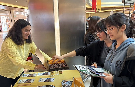 Üniversiteliler tanıtım fuarında..!