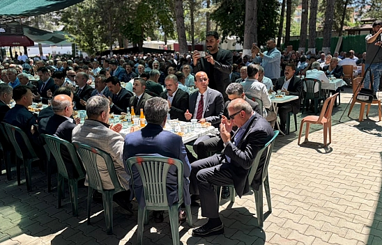 Vahap Küçük vefatının yıl dönümünde dualarla anıldı