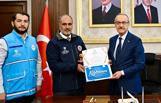 Vali Yavuz'dan kurban bağışı!