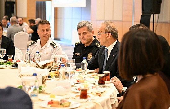 Vali Yavuz, şehit ve gazi aileleriyle buluştu