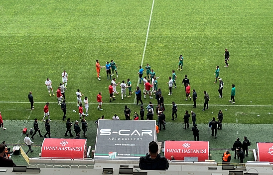 Vanspor FK sahadan çekildi