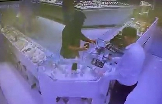 Yangında öldü sanılıyorlardı: Malatya Adli Tıp'ın ortaya çıkardığı cinayette zanlı havalimanında yakalandı