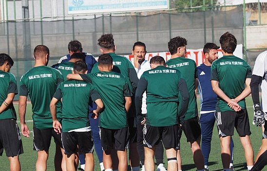 Yılmaz'ın hedefi büyük: Yeşilyurtspor'la zirveye yürüyeceğiz