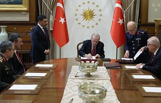 Yüksek Askeri Şura kararları açıklandı: 61 general ve amiral emekliliğe ayrıldı