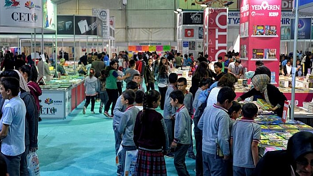 Kitap Fuarı devam ediyor 