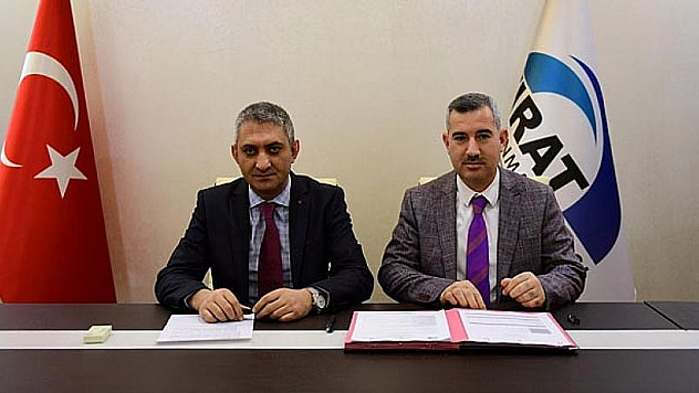 İmzalar atıldı 