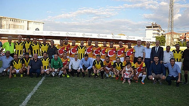 İnönü'ye veda edildi