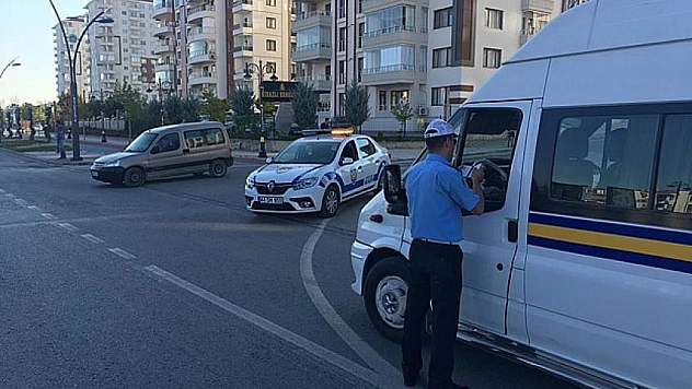Servis araçlarına sıkı takip 
