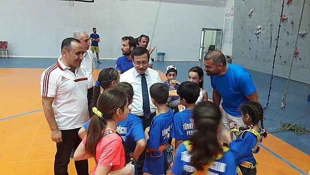 40 sporcu katıldı