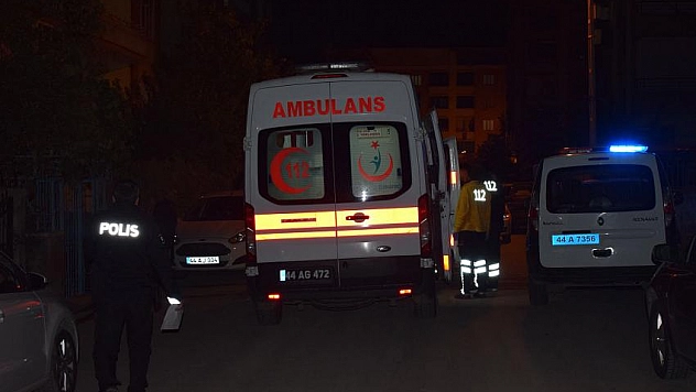 Evinde ölü bulundu 