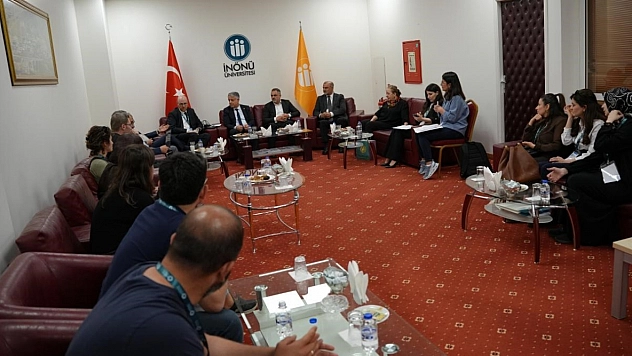 Türkiye'de Doğurganlık Alarmı: 'Milli Güvenlik Sorunu' Uyarısı