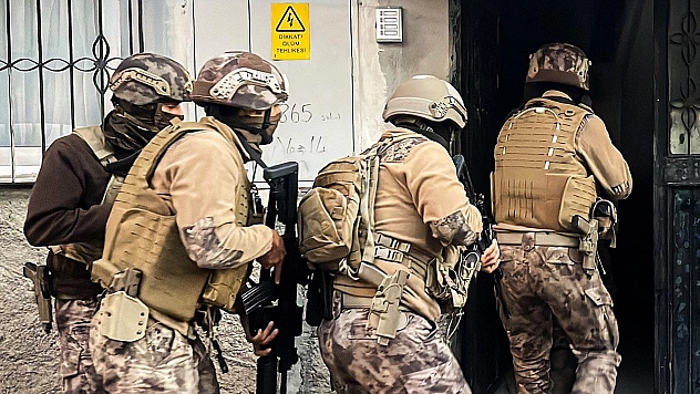 1 ayda 30 şahsa terörden işlem yapıldı