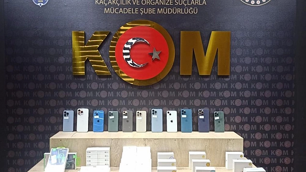11 adet kaçak cep telefonu ele geçirildi