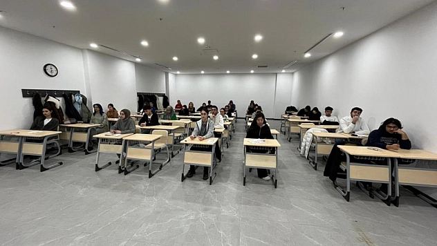 153 öğrenci üniversiteye yerleşti: 21'i tıp, 35'i mühendislik kazandı