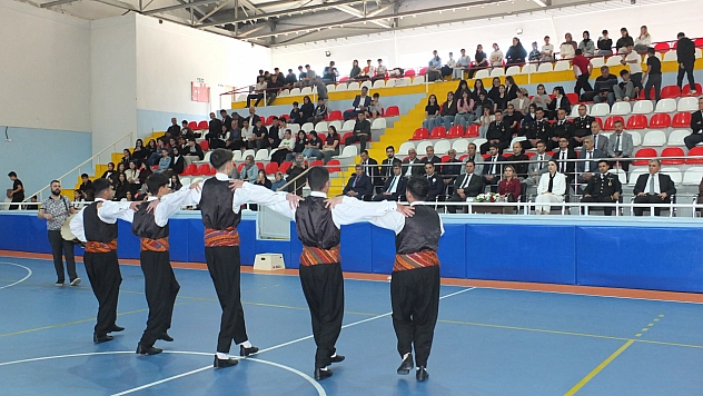 19 Mayıs Atatürk'ü Anma, Gençlik ve Spor Bayramı kutlandı